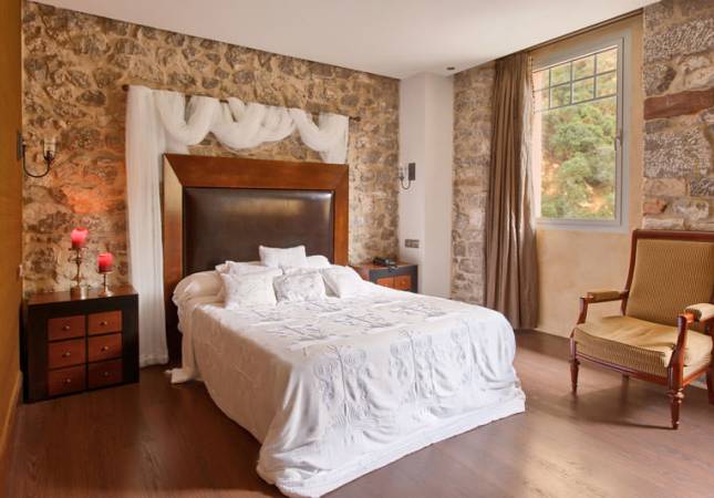 Relax y confort en Balneario de La Hermida. El entorno más romántico con nuestra oferta en Cantabria
